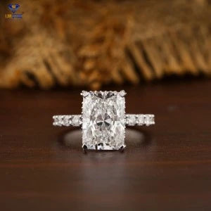 3.90+ Carat Radiant & Round Cut Diamond Ring, Engagement Ring, Wedding Ring, E Color, VVS2-VS2 Clarity