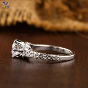 0.93+ Carat Round Brilliant Cut Diamond Ring, Engagement Ring, Wedding Ring, E Color, VVS2-VS2 Clarity