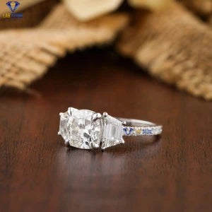 3.50+ Carat Trapezoid,Cushion and Round Cut Diamond Ring, Engagement Ring, Wedding Ring, E Color, VVS2-VS2 Clarity