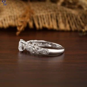 1.056+ Carat Round Brilliant Cut Diamond Ring, Engagement Ring, Wedding Ring, E Color, VVS2-VS2 Clarity