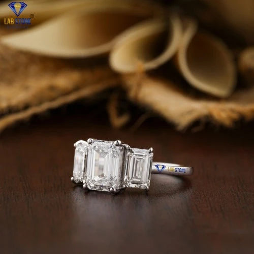 2.75+ Carat Emerald Cut  Diamond Ring, Engagement Ring, Wedding Ring, E Color, VVS2-VS2 Clarity